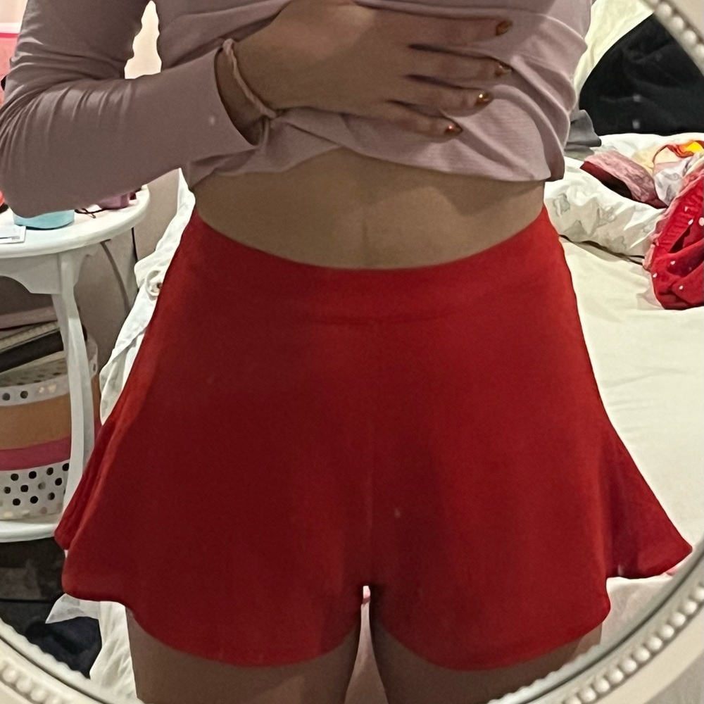 About Us Shorts - Picture 4 of 4